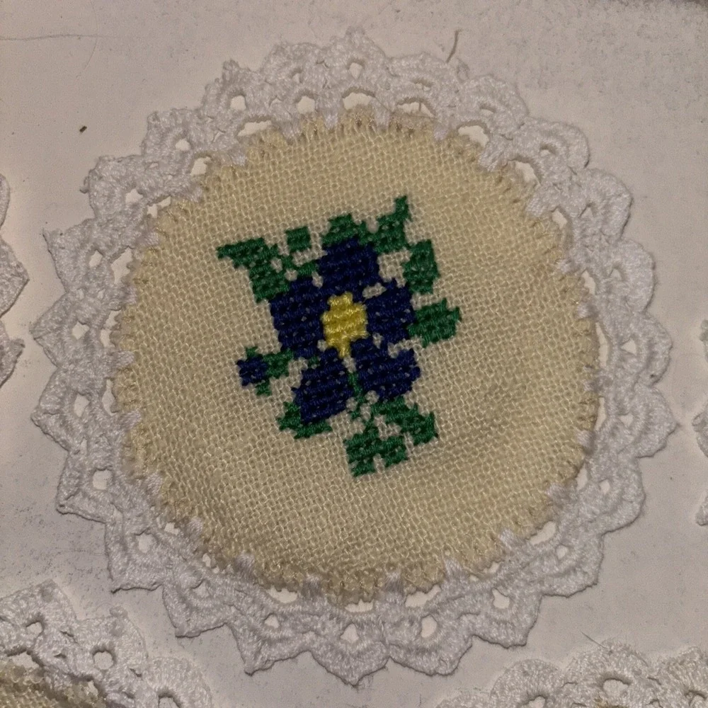 Set of 14 Coasters Cup Mat Pad Embroidered Lace Doilies 11cm/11cm(4